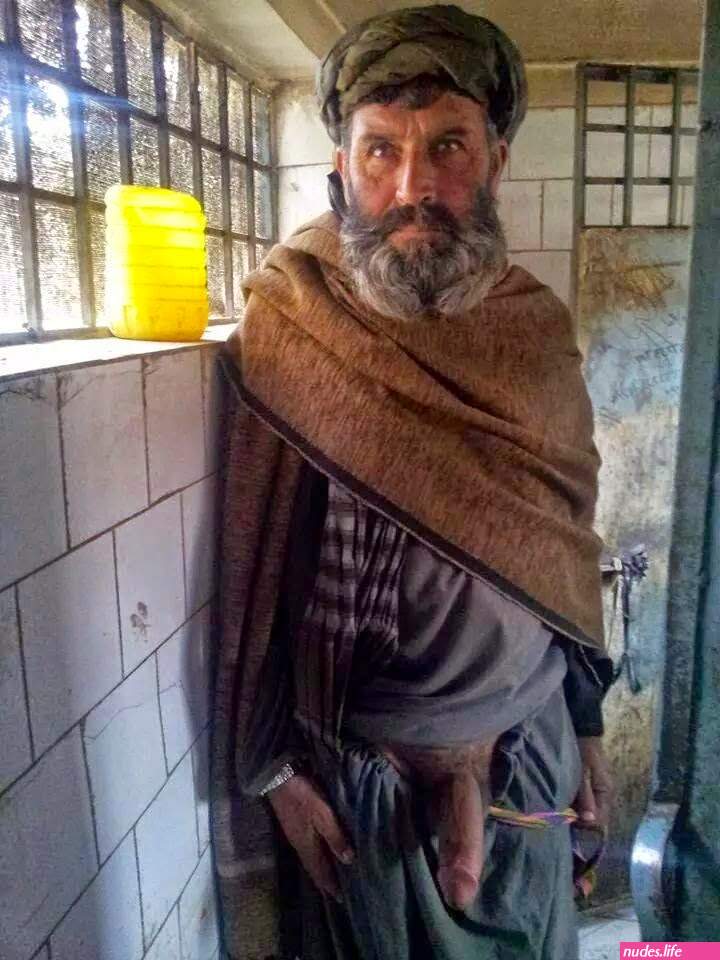 pathan nude selfie pics