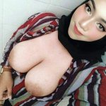 hijab dan bugil