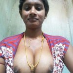 www.tamil.bug.boobs.pic.com