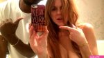 Lindsay Lohan postet Oben-ohne-Foto auf Instagram
