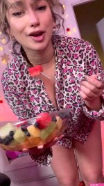 Leedah ASMR 13