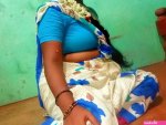 Tamil aunty priyanka pussy show in village home