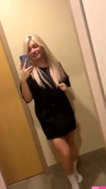 Diakimeko Asian Pretty Blondie Shows off On Mirror Onlyfans Video