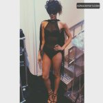 MECIA SIMSON Feet