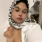 Hijabi Girl Blow Dildo: Asian Asian Porn feat. AJSXX99