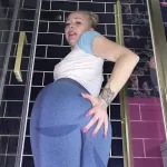 Wet Leggings Shower JOI