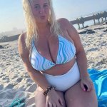 Instagram – Hannah B image 8