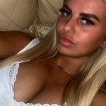 Instagram – Darcy / _darcymadden image 9