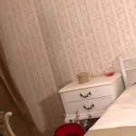 Des amis la regardent faire un tournage porno