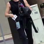 Celebrity – Hilary Duff image 9