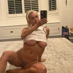 lindsey pelas nudes