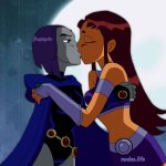 raven and starfire kissing in the bed naked