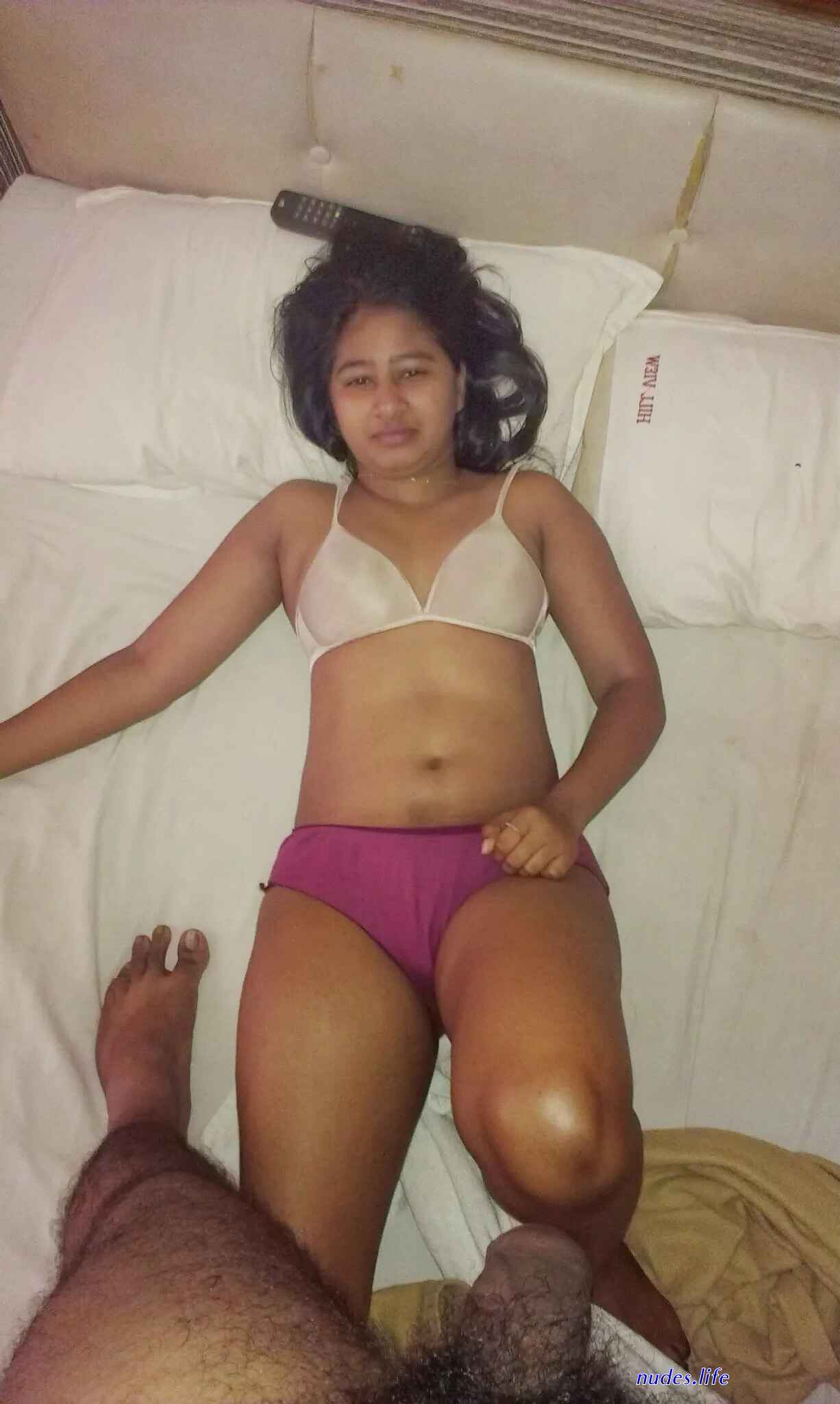 Bhabi bra photo