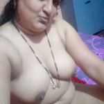 indian mature aunty nude