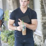 nick jonas fakes