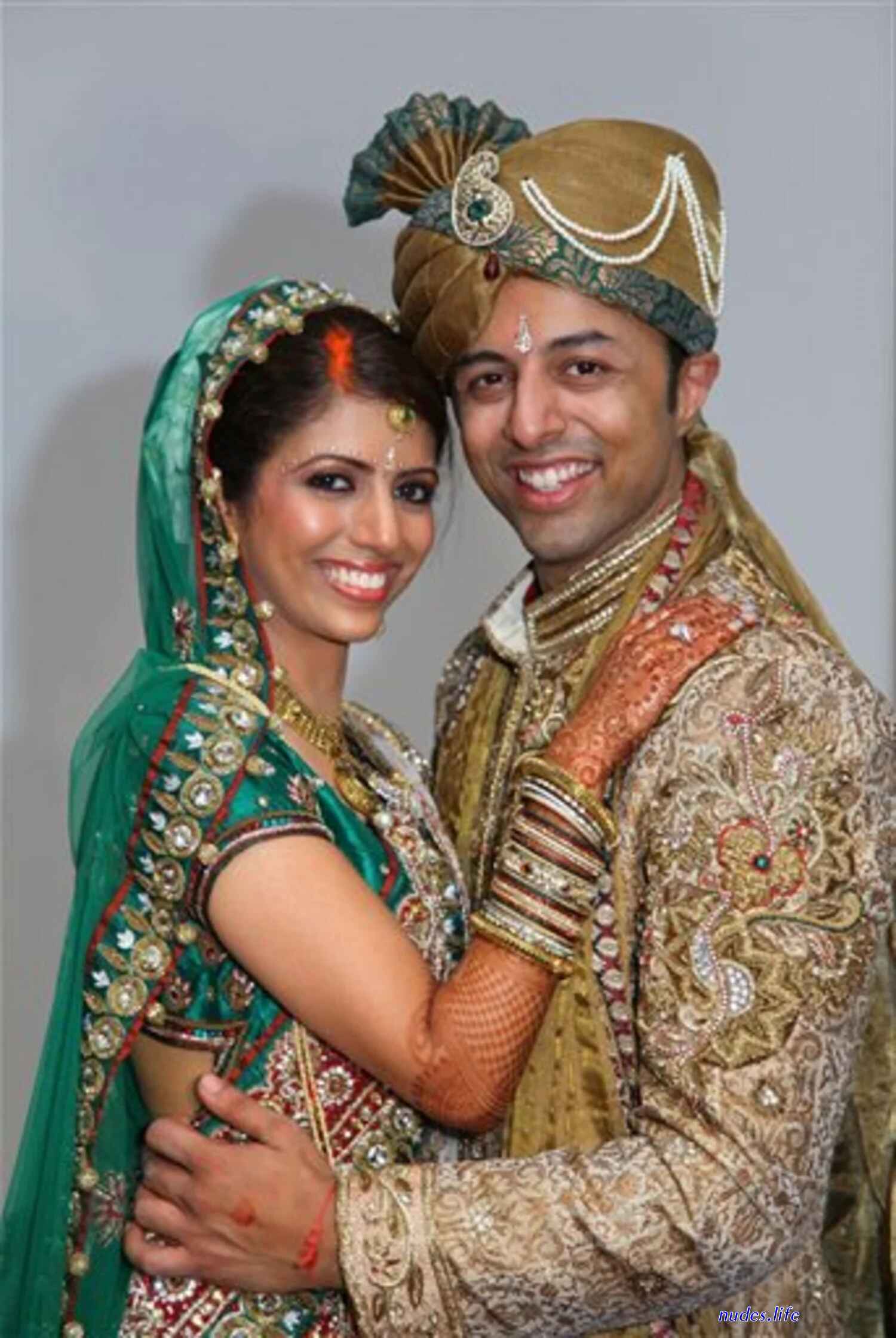 Desi wife pic set xossip