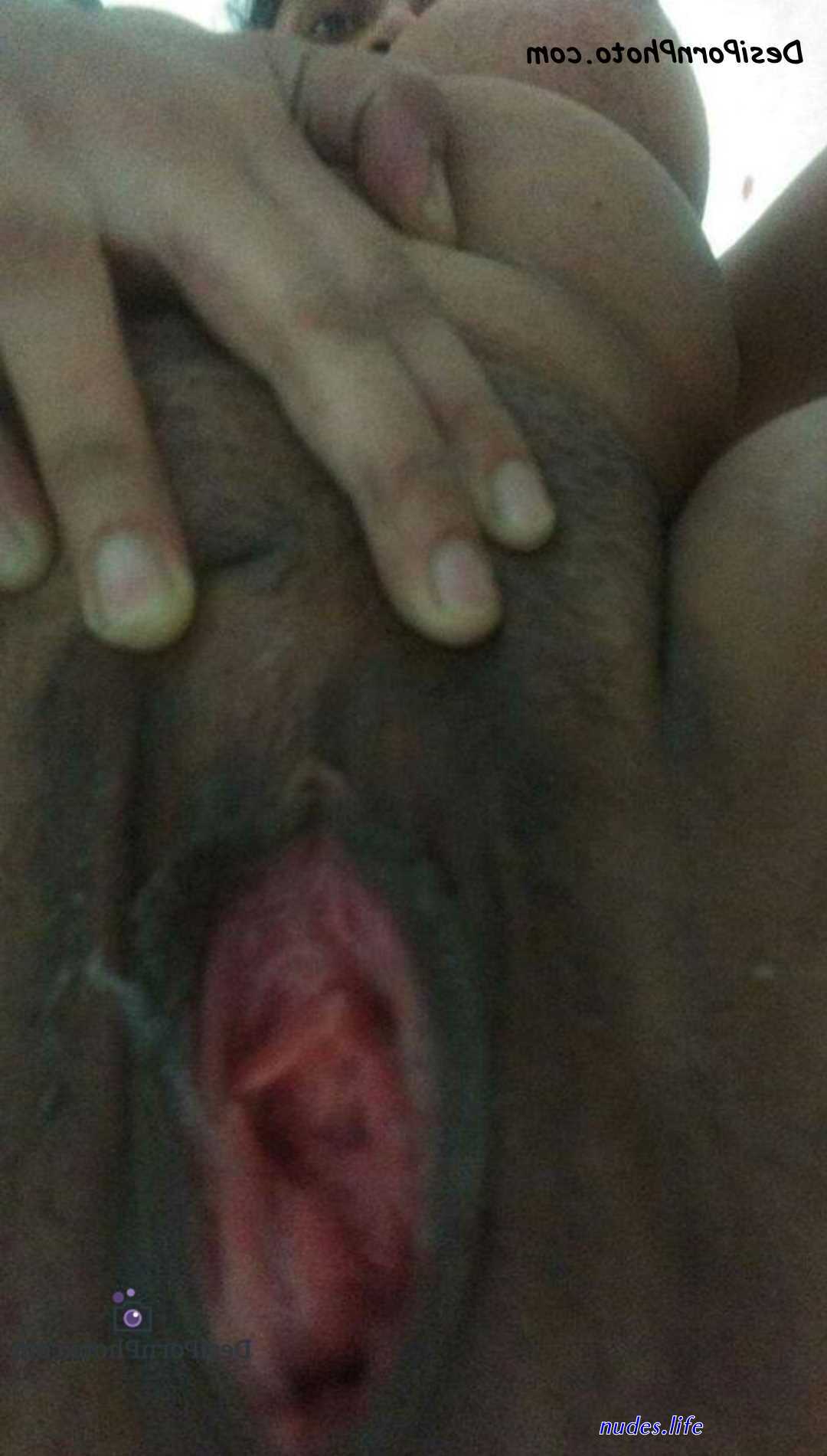 Pakistani chut photo