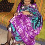 saree aunty lifting sex