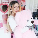 rebekah wing nacktbilder