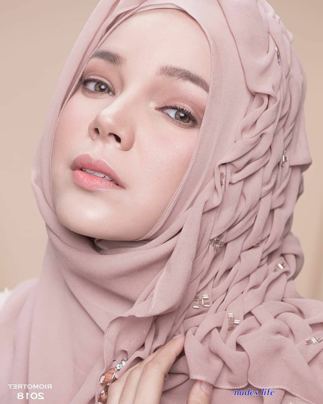 Foto bugil artis editan