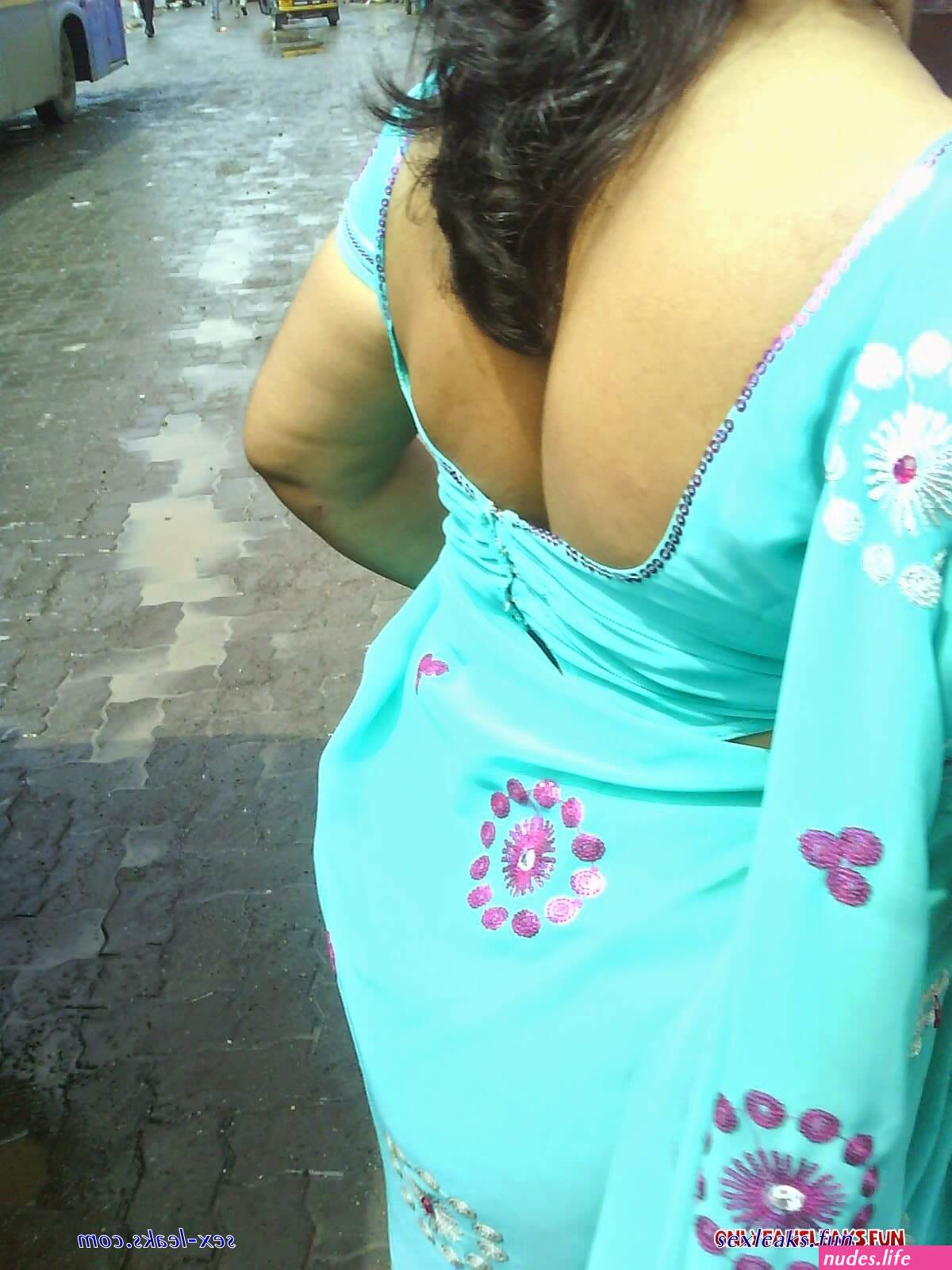 Auntys nude images websets