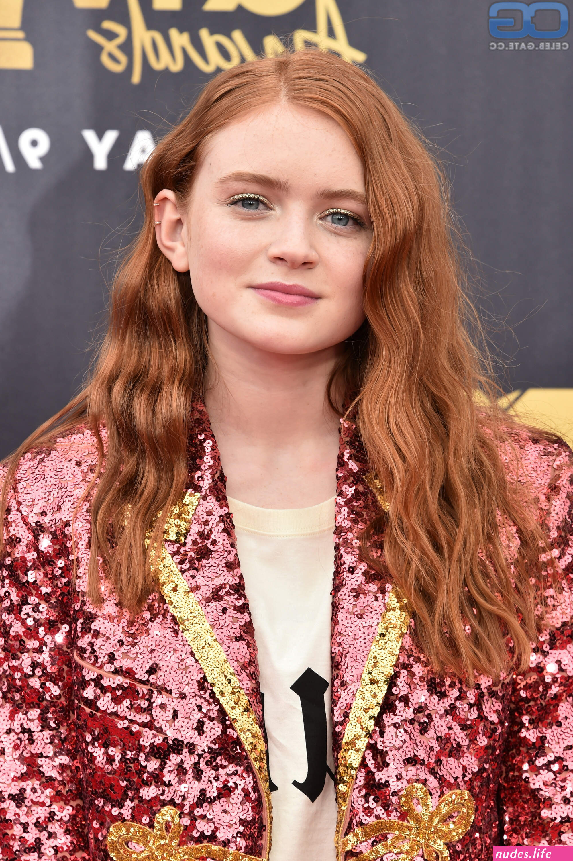 Sadie sink nude photos