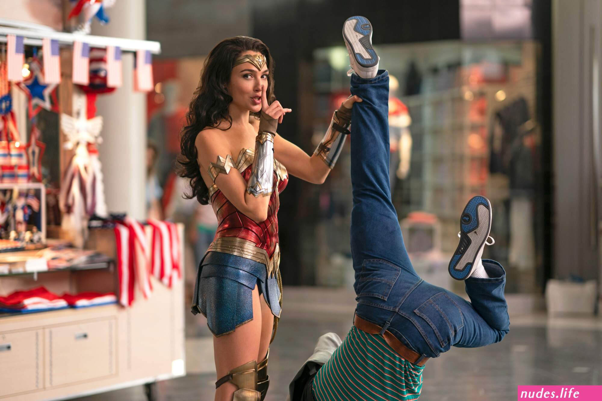 Xxx wonder woman s almost naked