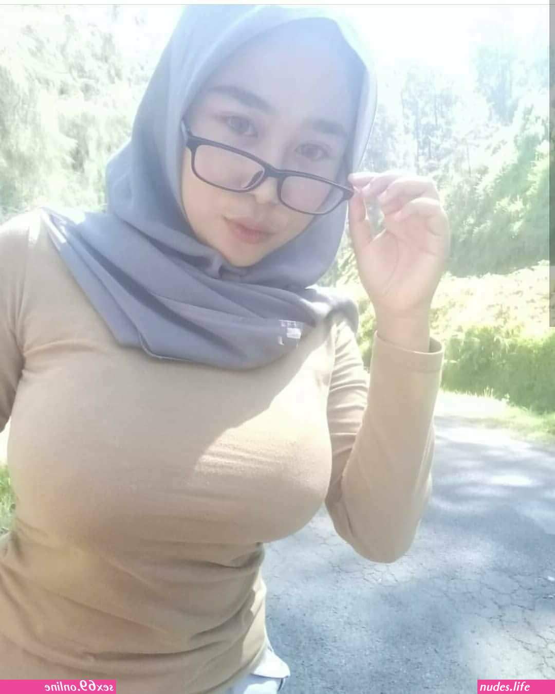Foto jilbab bugil bokong bohay twiter