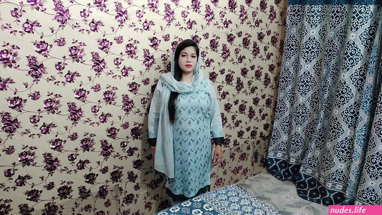 Pakistani aunty leaked video 2022