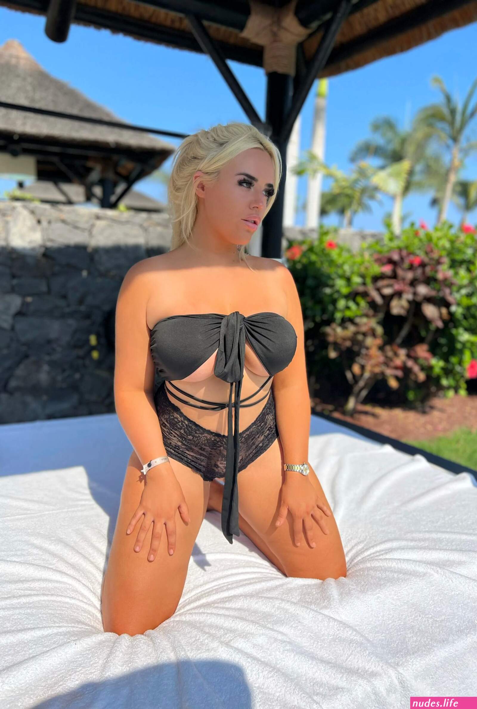 Emily ward nude onlyfans leaks