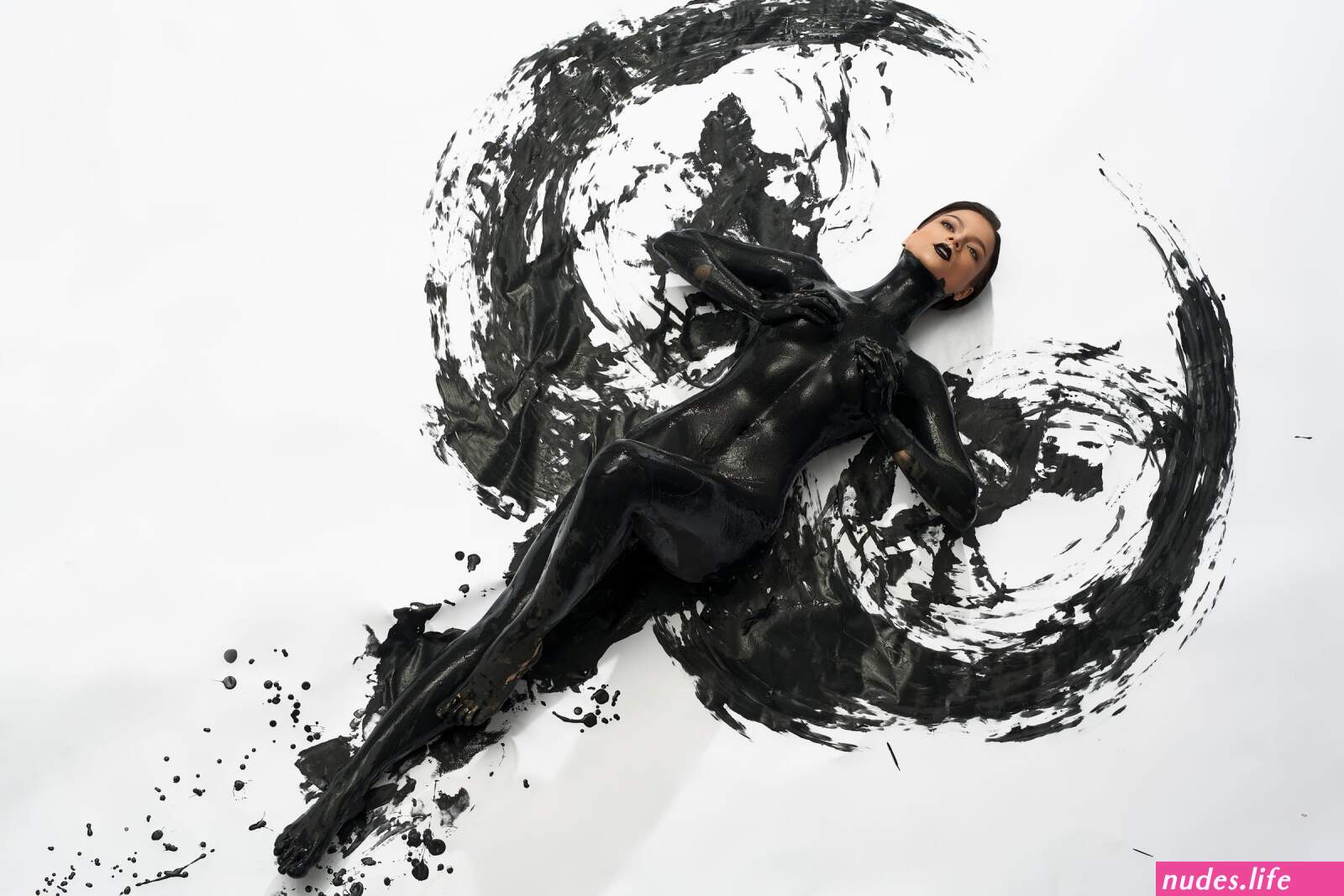 Nude art body