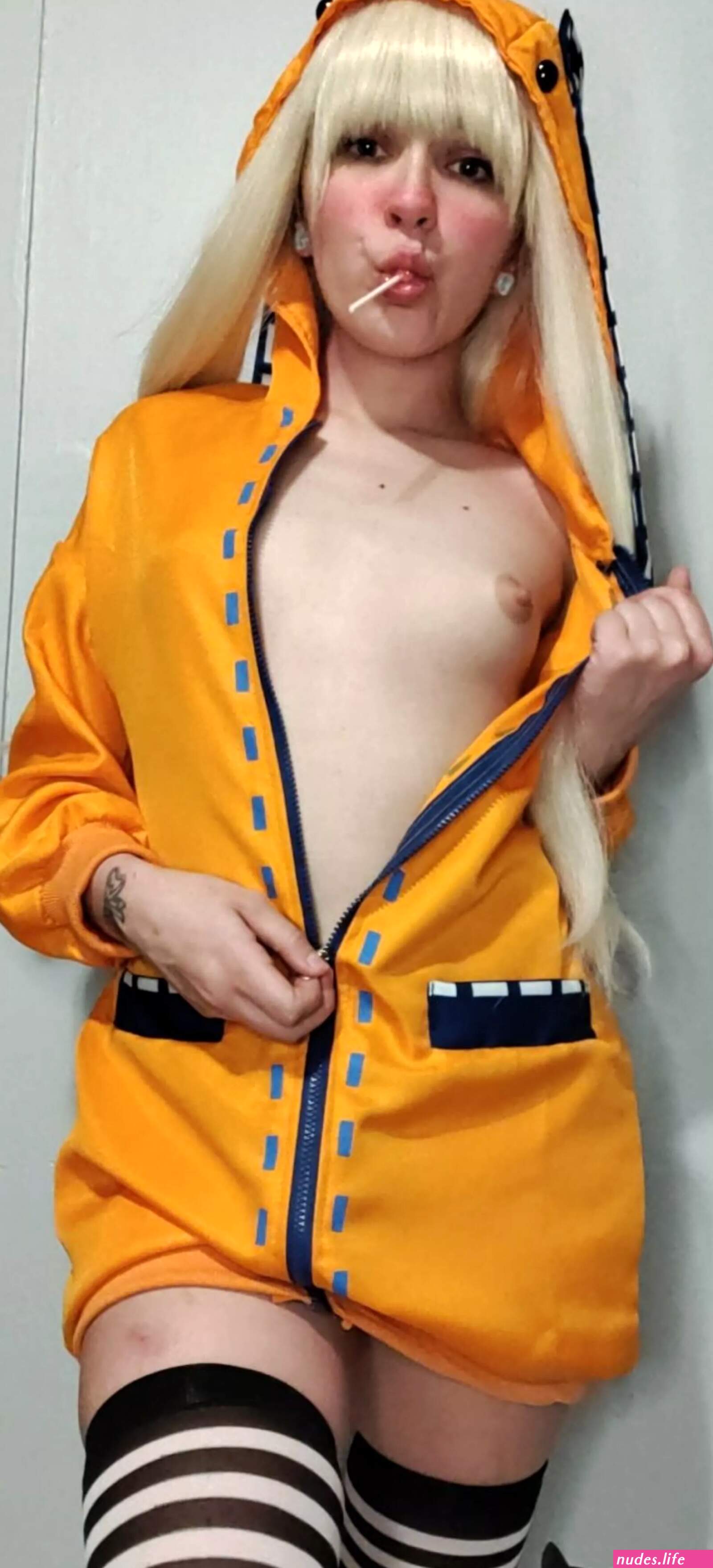 Runa rainbow nude onlyfans leaks