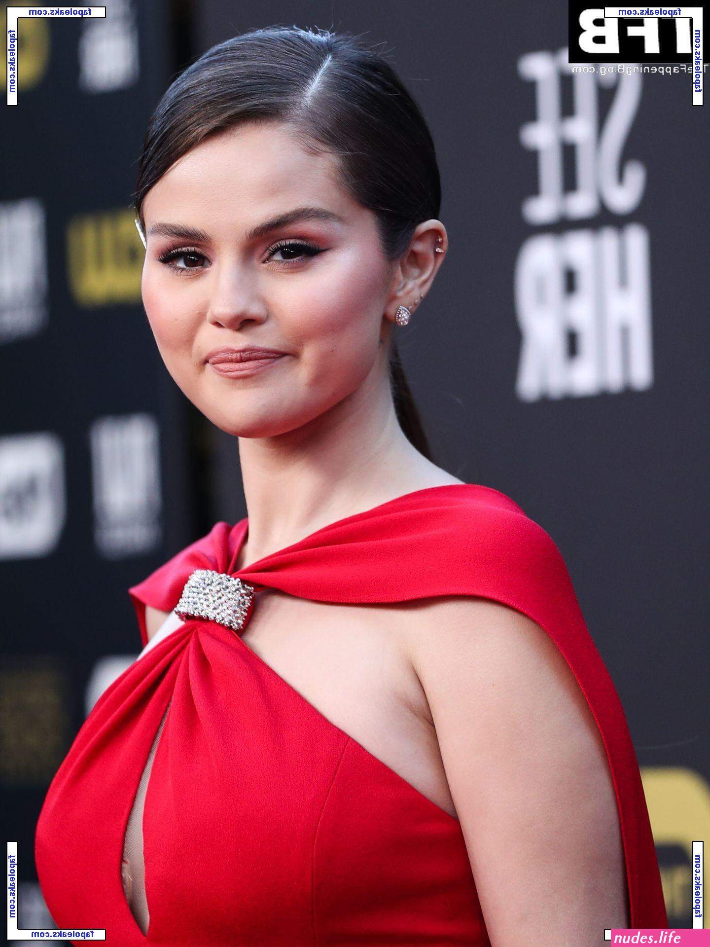 Selena gomez onlyfans leaks