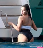 Selena Gomez Nude Celebrities
