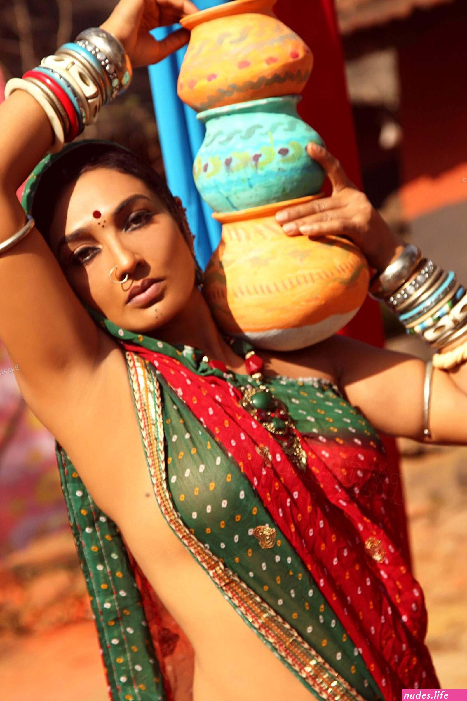 Porn photos in saree