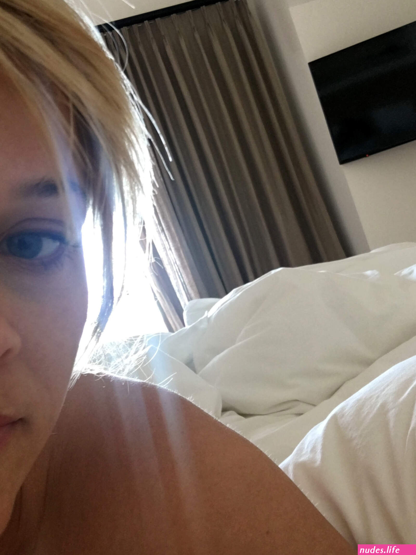 Reese witherspoon mude