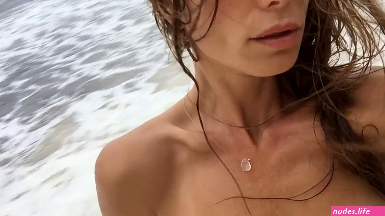 Rhona mitra nude
