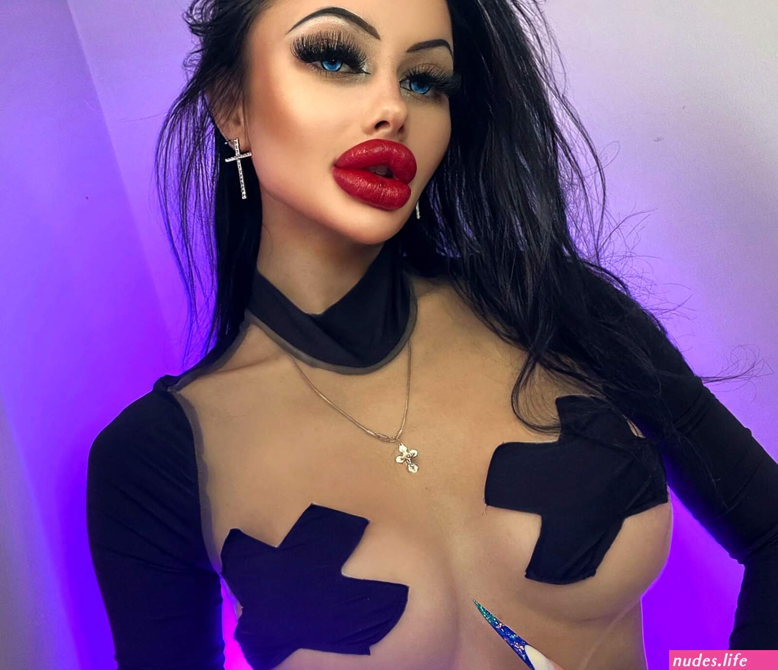 Sophia ali nude