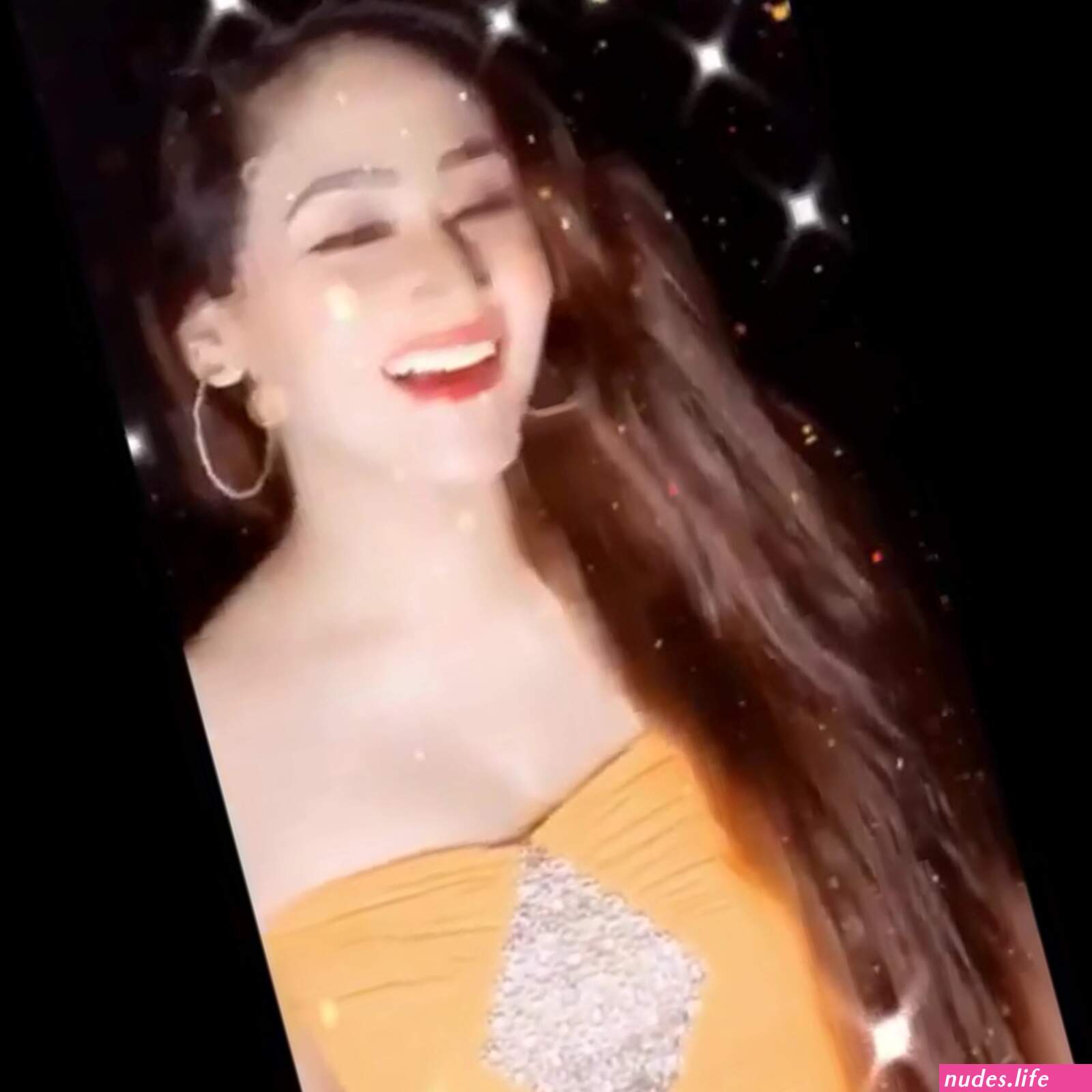 Aditi kohli nude behind the scenes