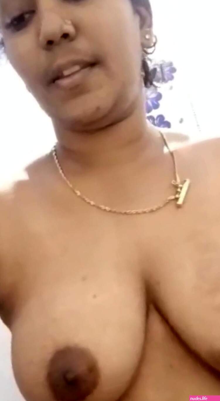 Aunty nude hot image