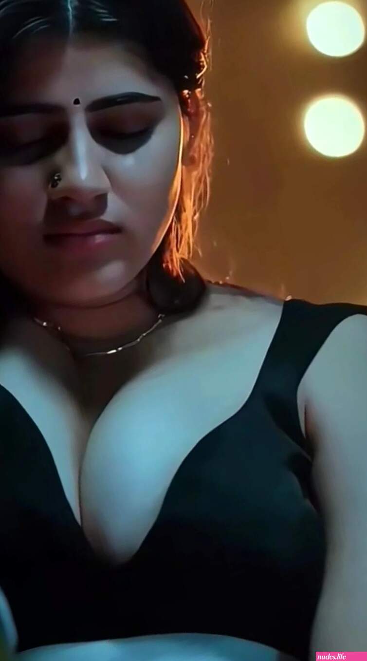 Sarikha salunkhe nude scenes
