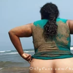 Pregnant Slut Wife Shows Her Pussy in Public Beach: Amateur Porn feat. Karmicoxv