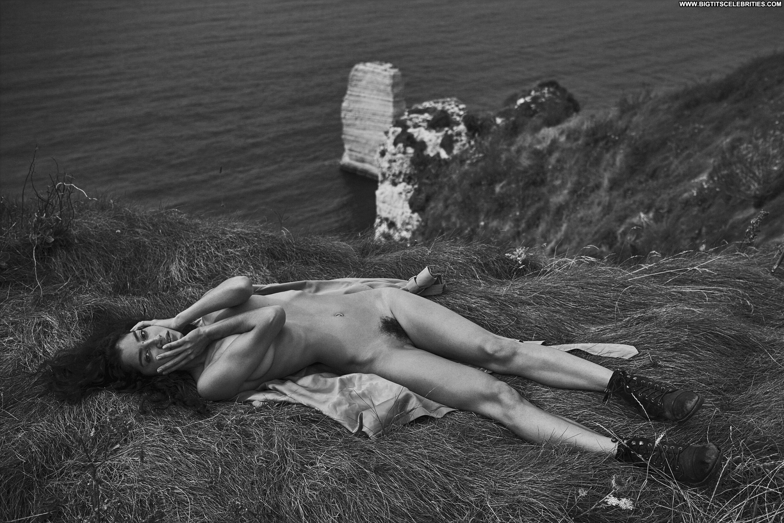 Emilie payet nude