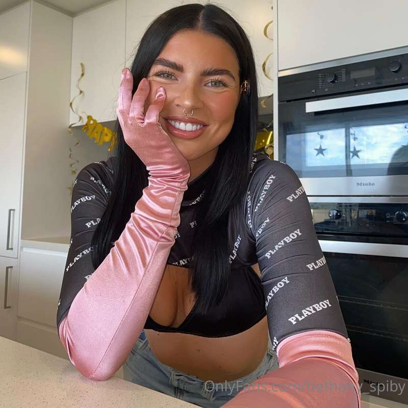OnlyFans – Beth Spiby / bethany_spiby