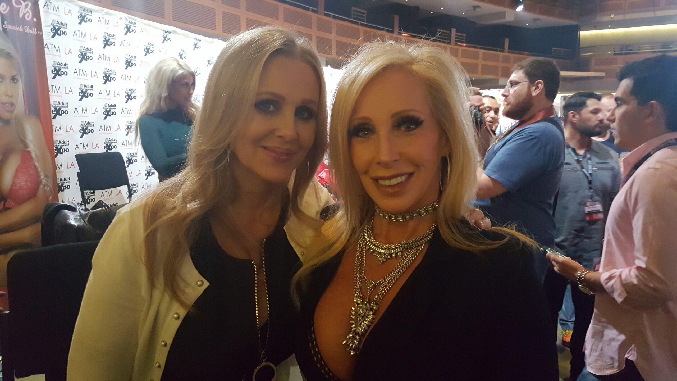 Sexy milf meets