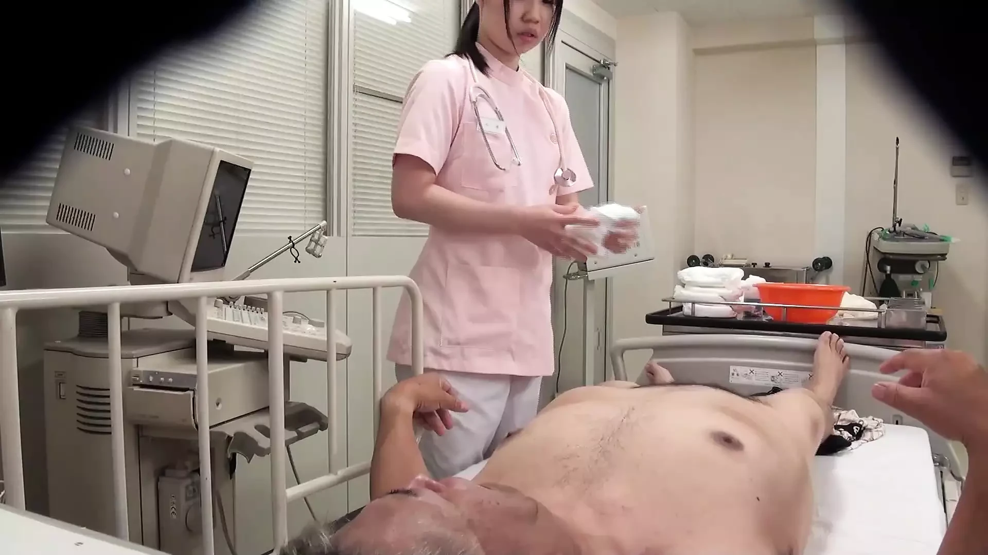 2 nurses blowjob