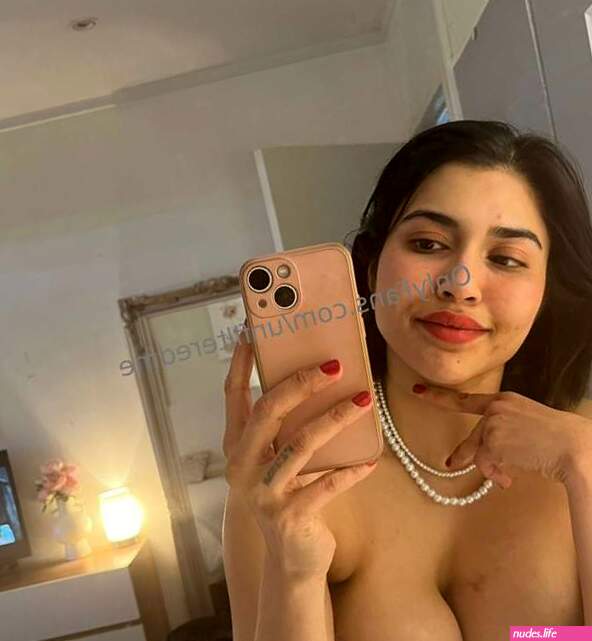 OnlyFans – Ravina /  @unfilteredme