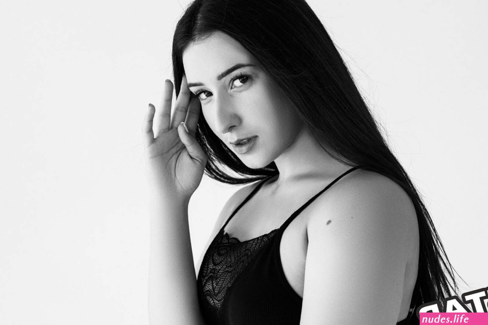 OnlyFans – Desygatoo