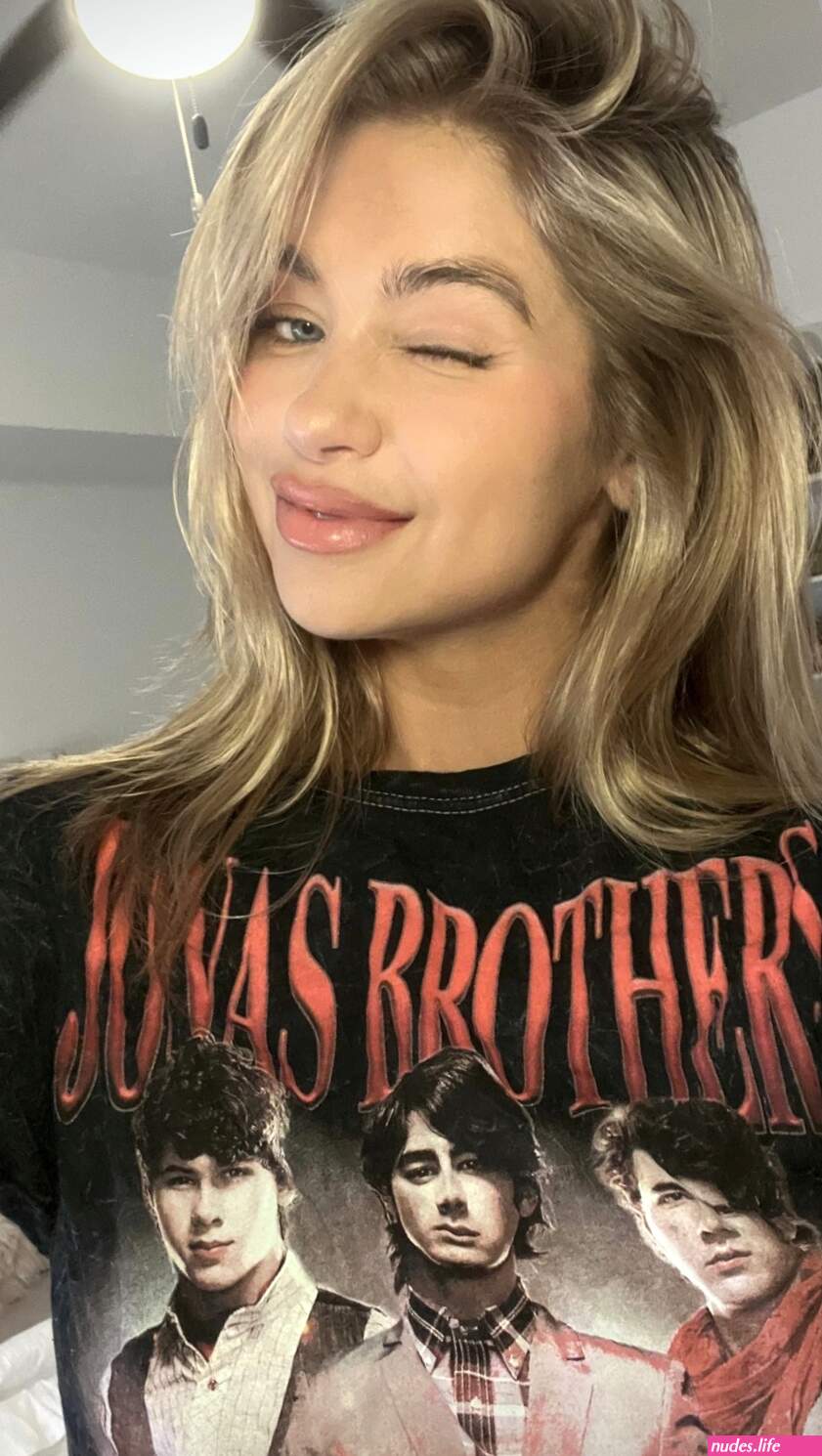 OnlyFans – M0rg@n Avery