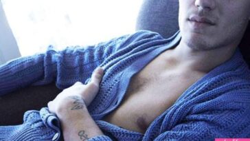 Chris zylka naked